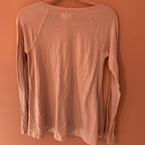 Top - Picture 2 of 2